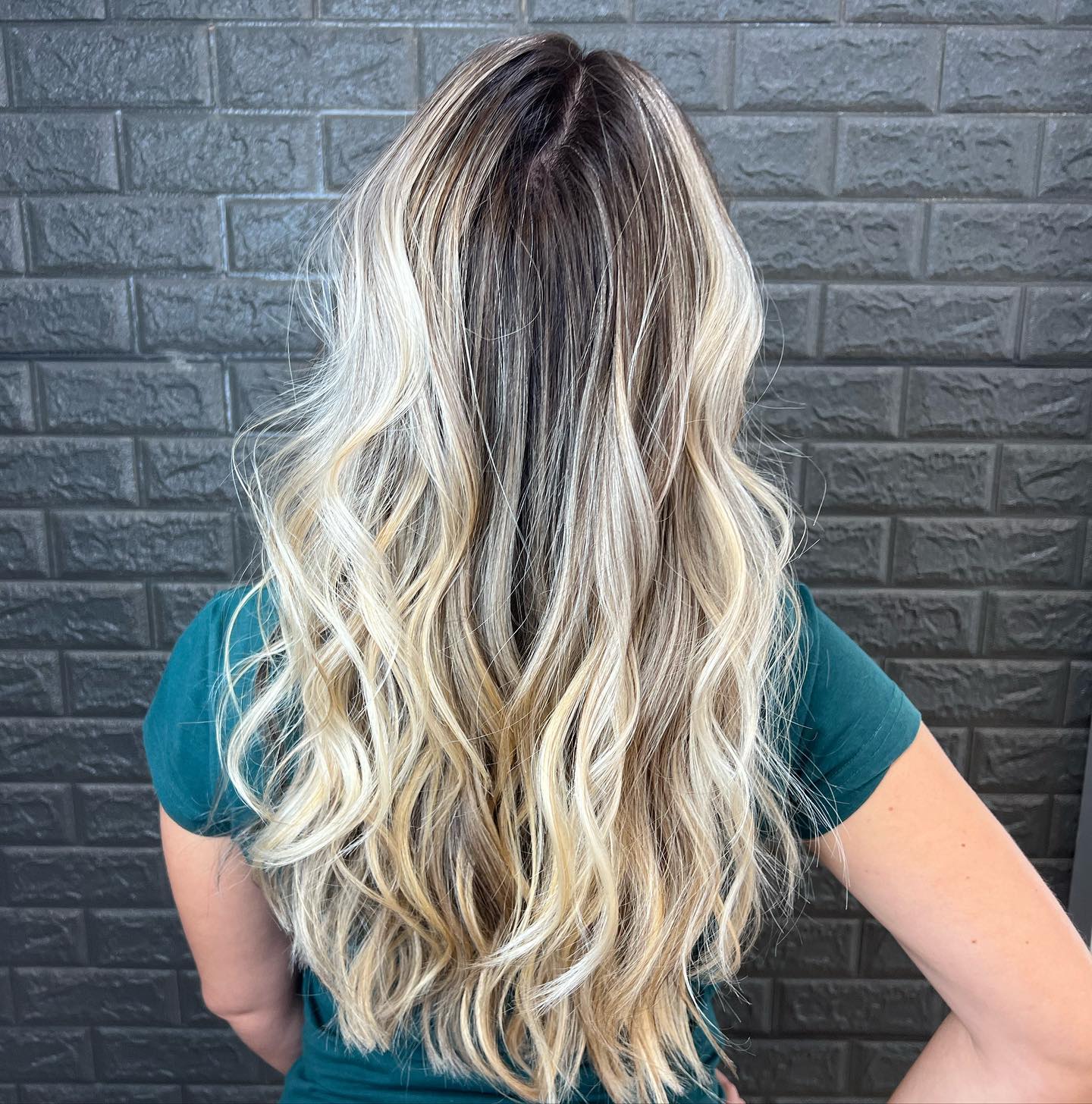 Hair styling result — look 1